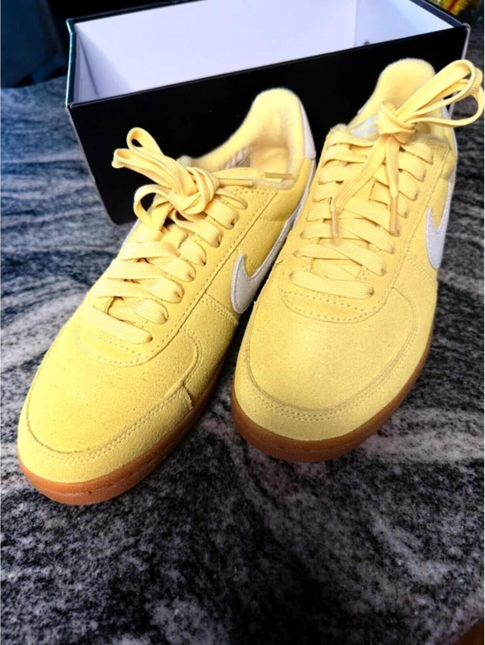 Nike Field General Sneakers Yellow Gum Sole Women’s Size 7.5 NWT Rare Colorway
